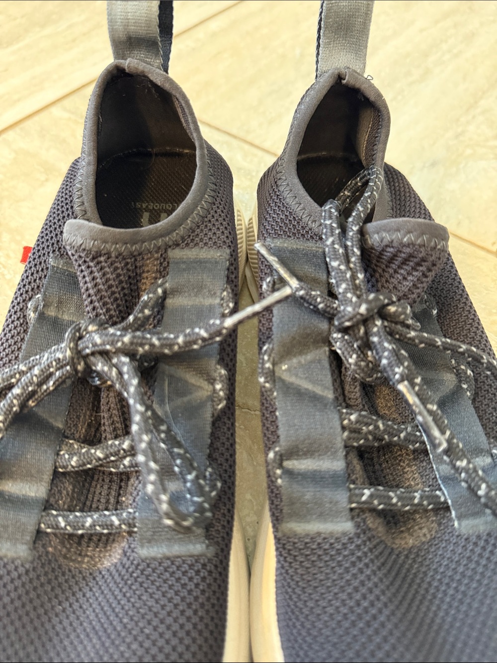 On Cloudeasy Women’s Shoes - Picture 10 of 16